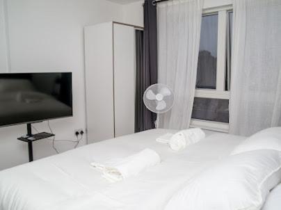 Kayz Lodge- Luxury Ensuite-Private & Shared Accommodation In A New House At The Olympic Village Overlooking Stratford Westfield And Tube Station 伦敦 客房 照片